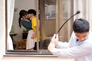 Lần đầu nếm thử cặp mông đào gợi cảm của sinh viên thể thao, thật tuyệt